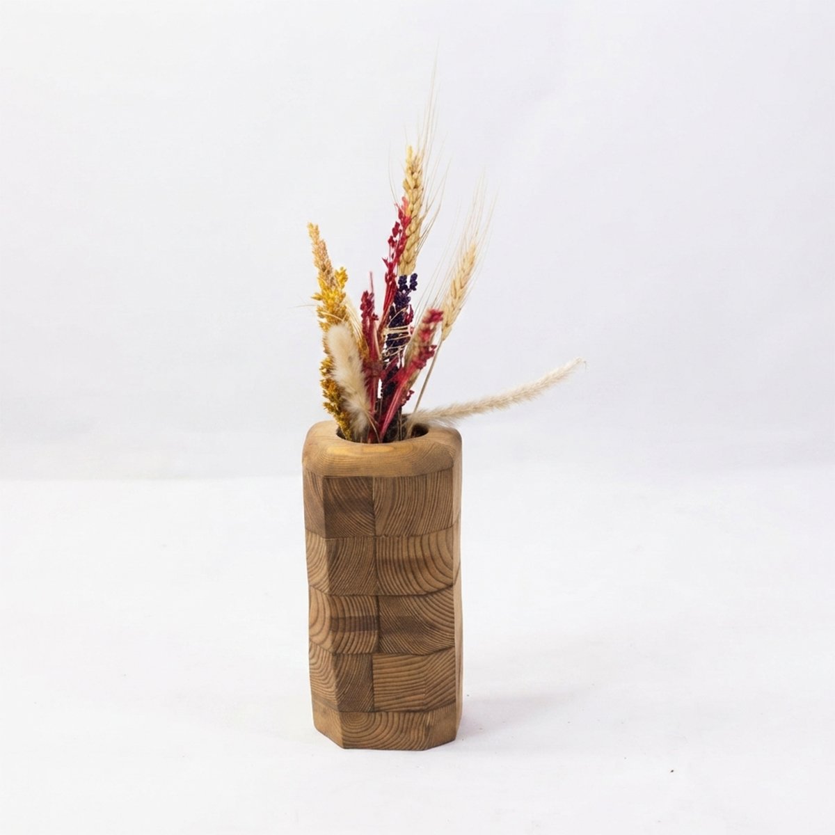 Elegant-Handmade-Oak-Wood-Vase1